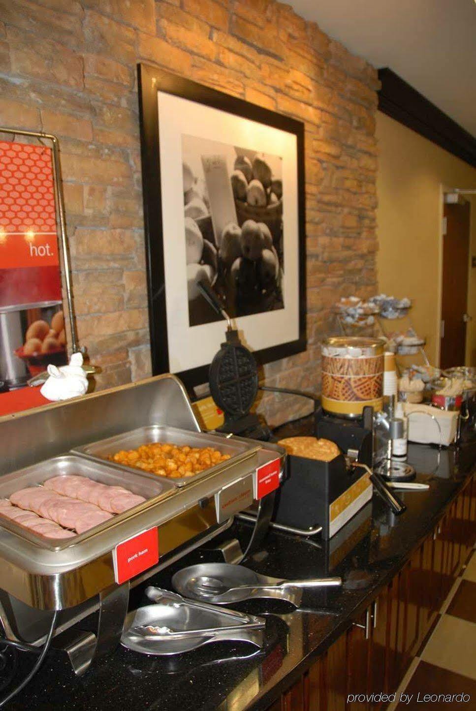 Hampton Inn - Monticello Restoran gambar
